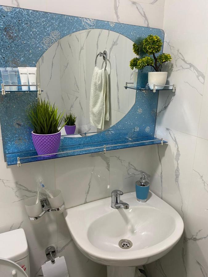 Apartmán Оригинальная 1 Ком Квартира В Сердце Алматы Exteriér fotografie